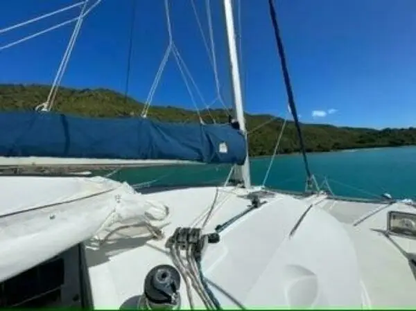 catamaran bow