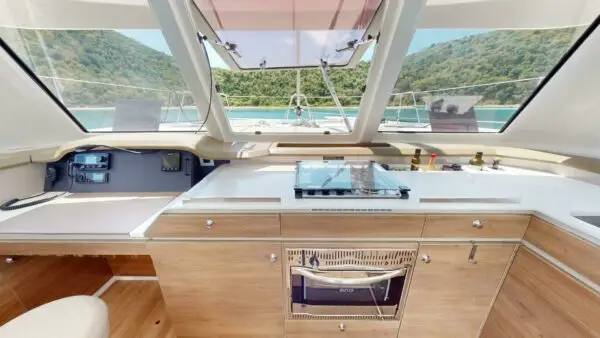 Catamaran Bali 40 Catspace kitchen